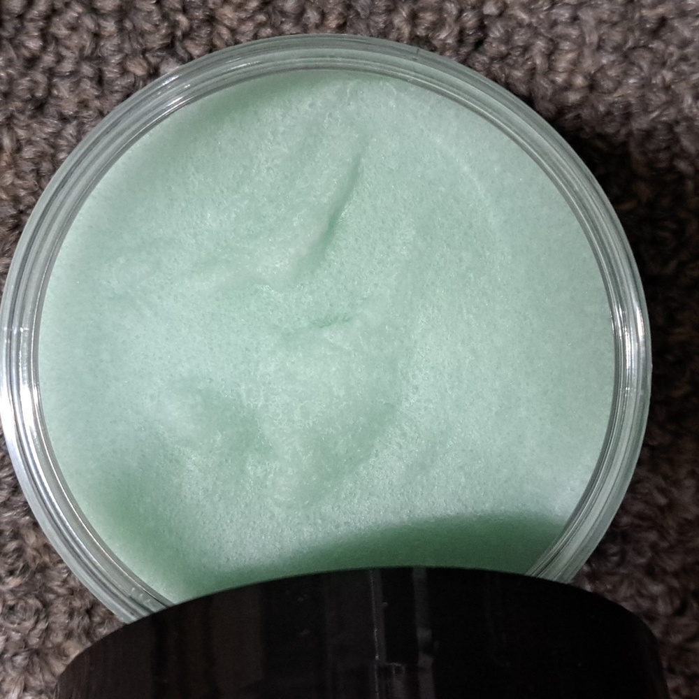 Eucalyptus & Tea Leaves Sugar Scrub